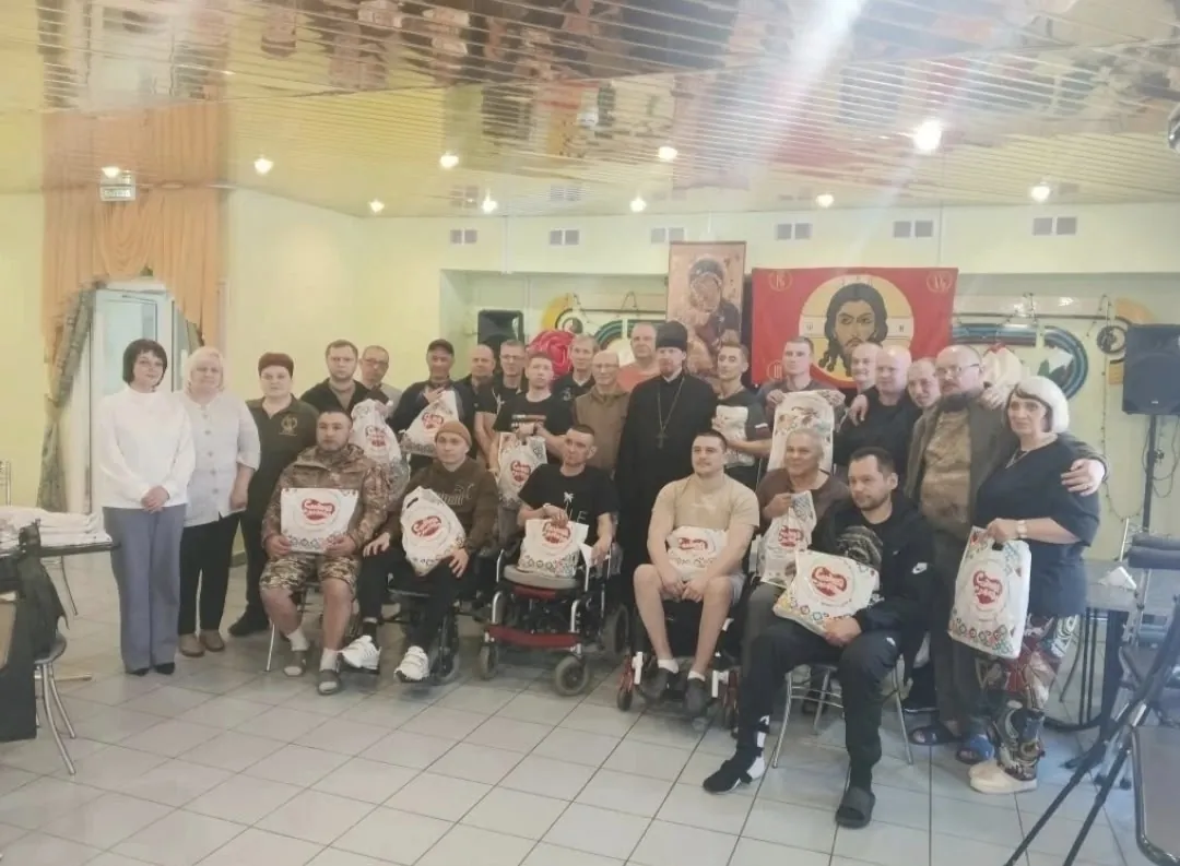 Опубликованы дополнительные фотографии с прошедшей встречи в реабилитационном центре.