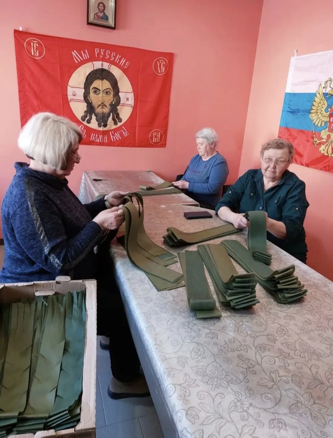 Село Обухово прислало посылку с сетью, бельём и гуманитаркой. Н.В. Соснин сделал взнос 1000 руб. Подтверждена отгрузка 8 рулонов спанбонда.
