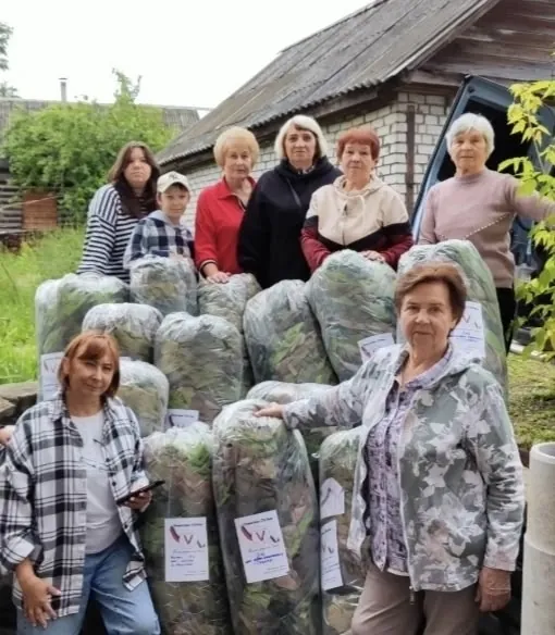 Отправлена гуманитарка и 18 сетей, привезена ткань для пошива белья, дети-волонтры помогали взрослым, представлен отчет о конкурсе.