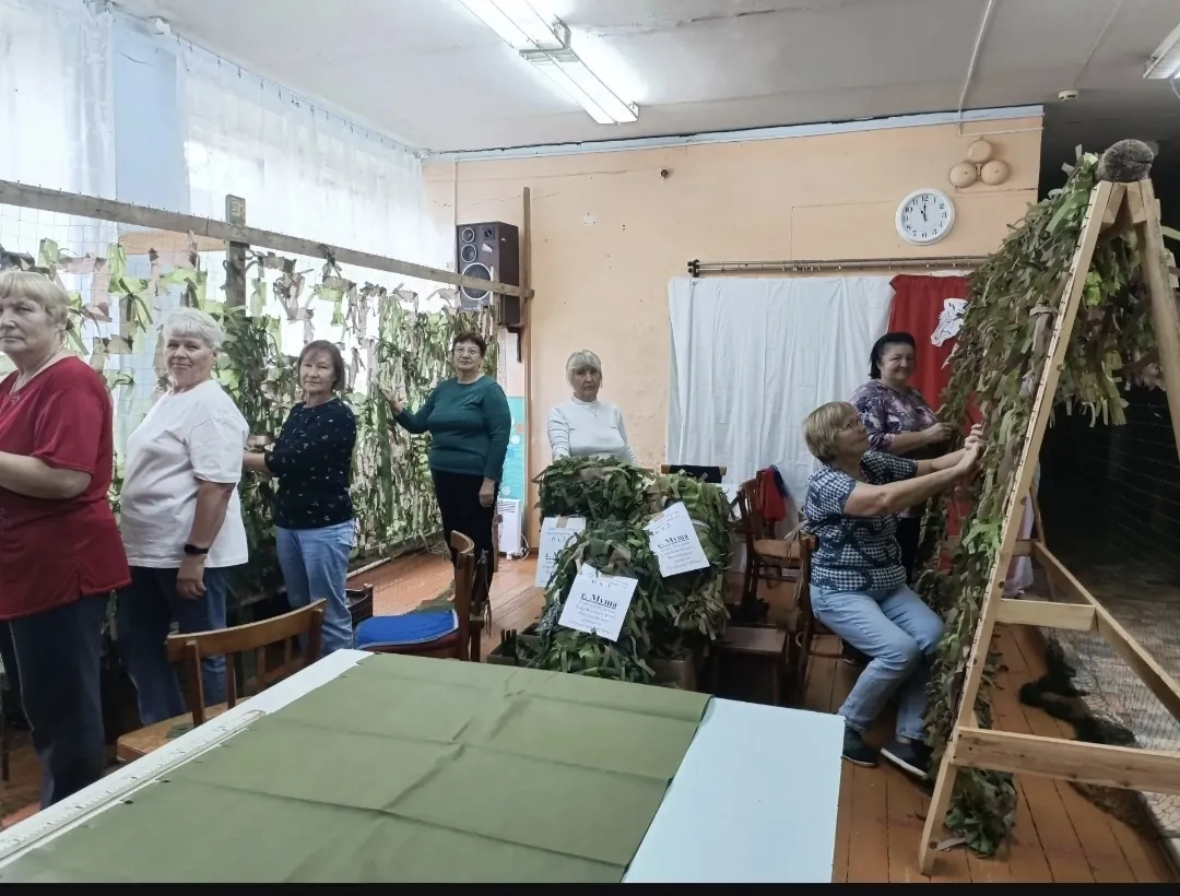Понедельник: работа в школе, доставка сетей и белья, новые поступления в копилку и по QR-коду.