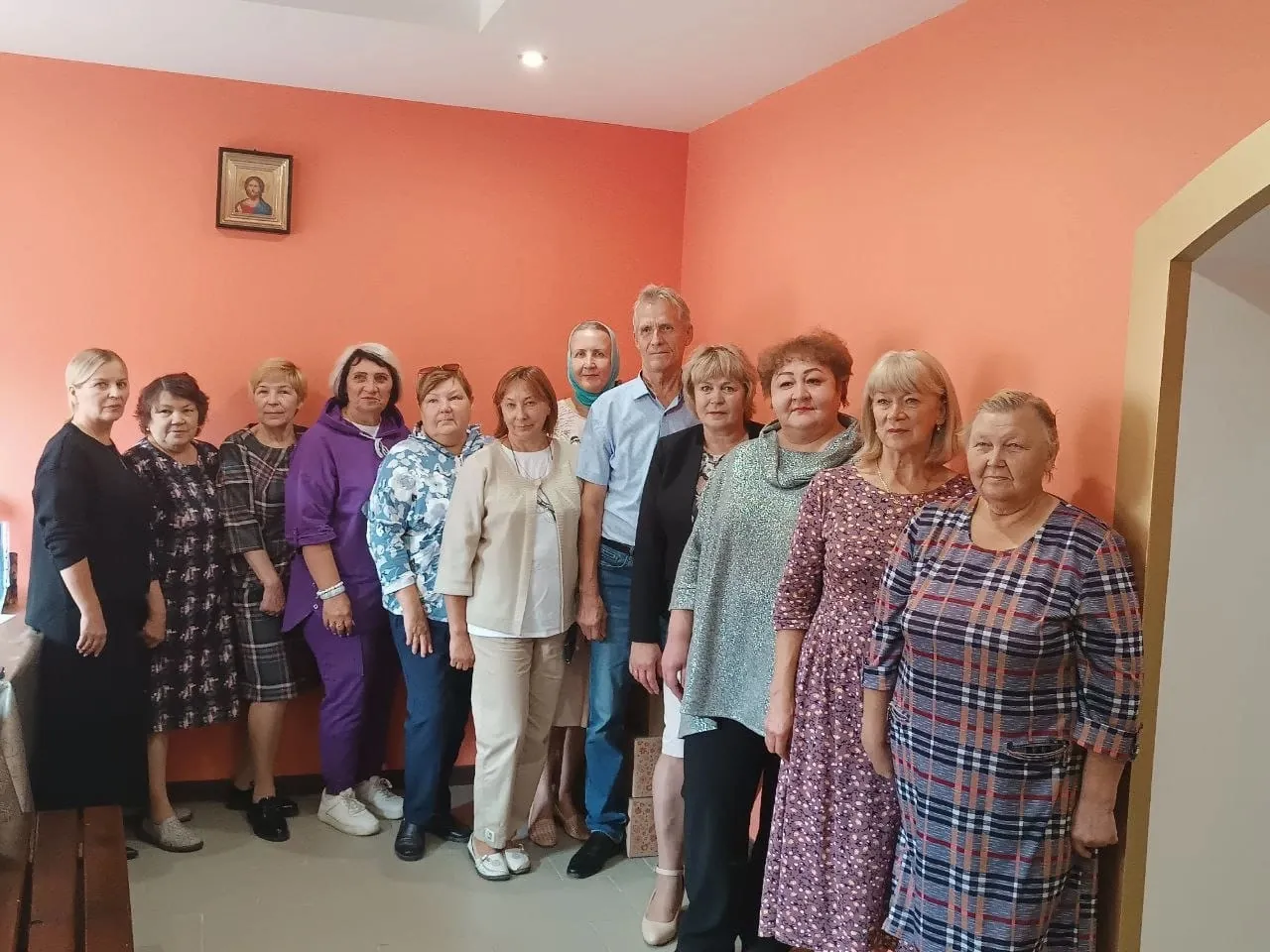 Поздравления коллективу с победой в конкурсе «Общественное событие года» от представителей власти.