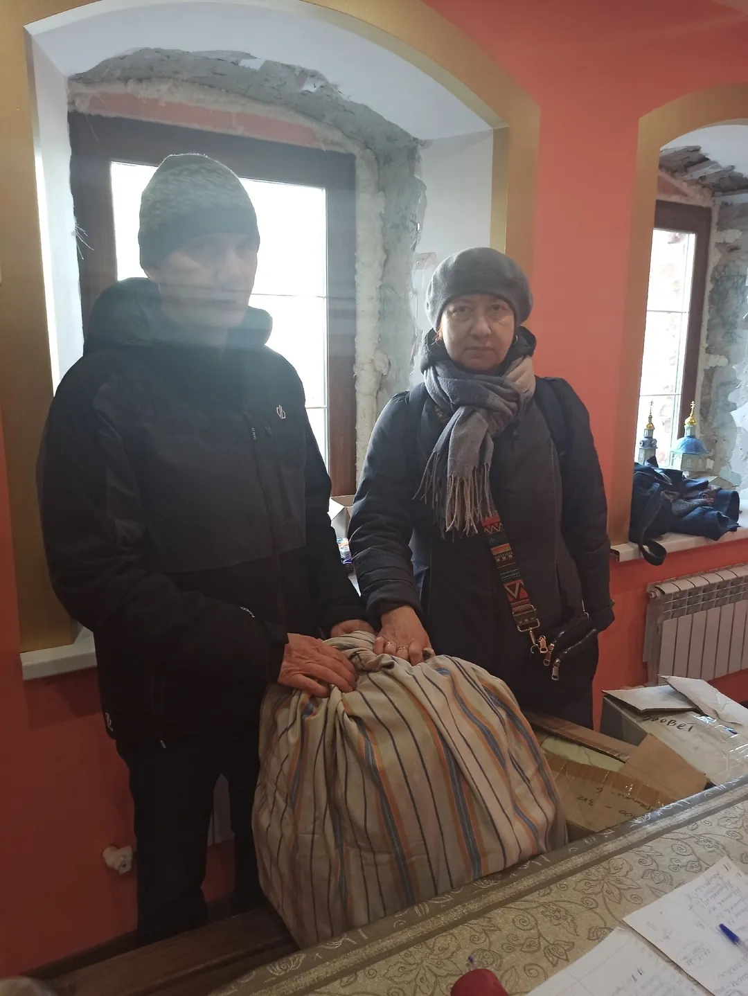 Помогаем СВОим