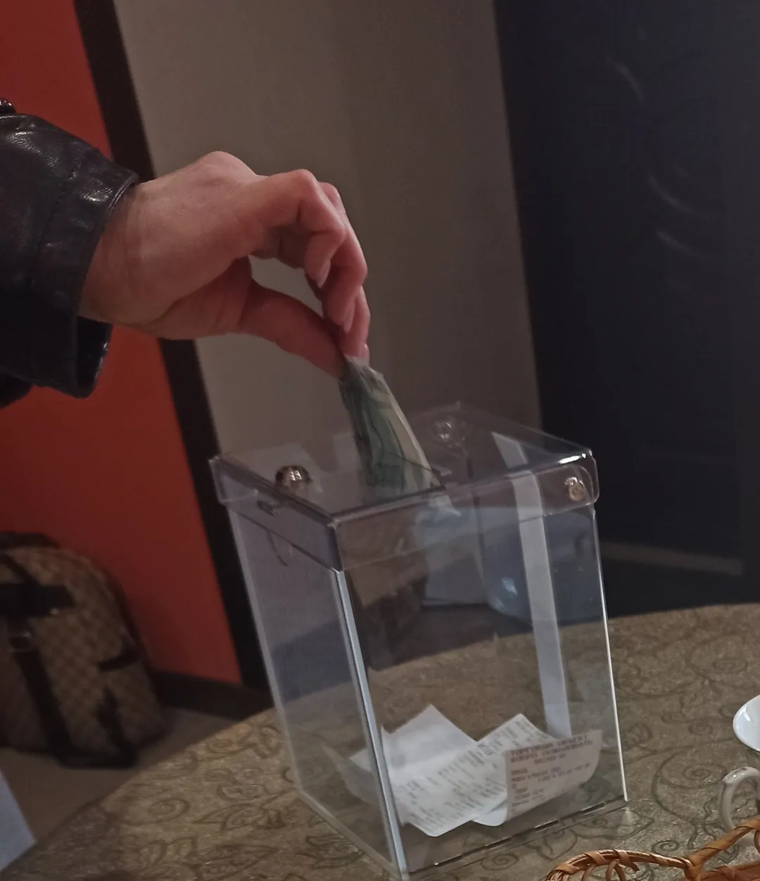 Помогаем СВОим